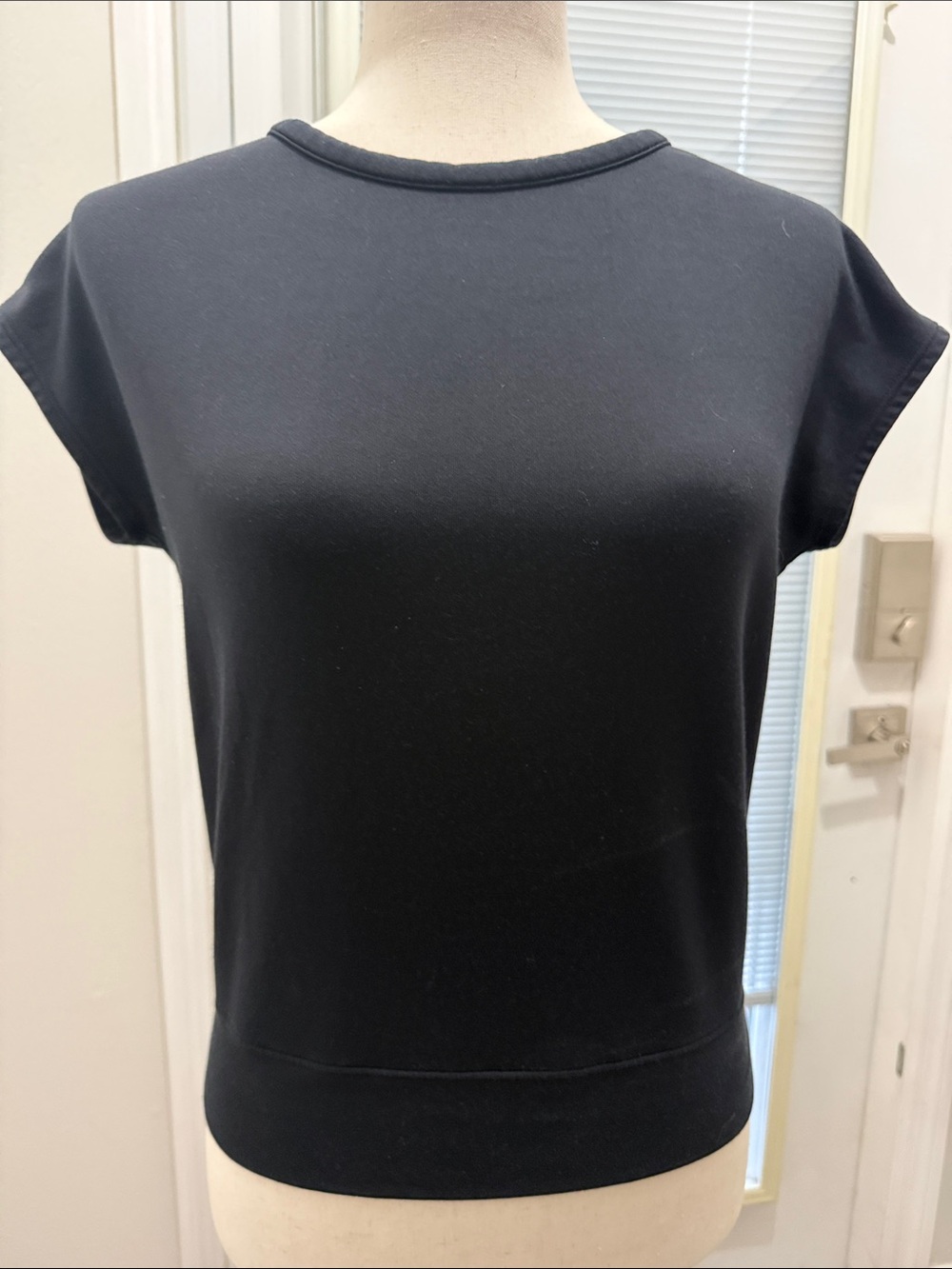 Athleta Black Short Sleeve Crewneck Tee